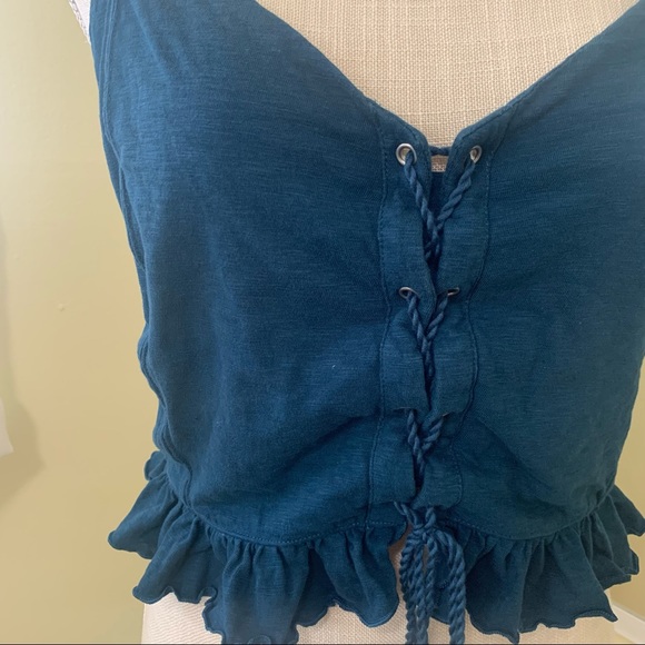 American Eagle Cropped Tank Top - Picture 2 of 4